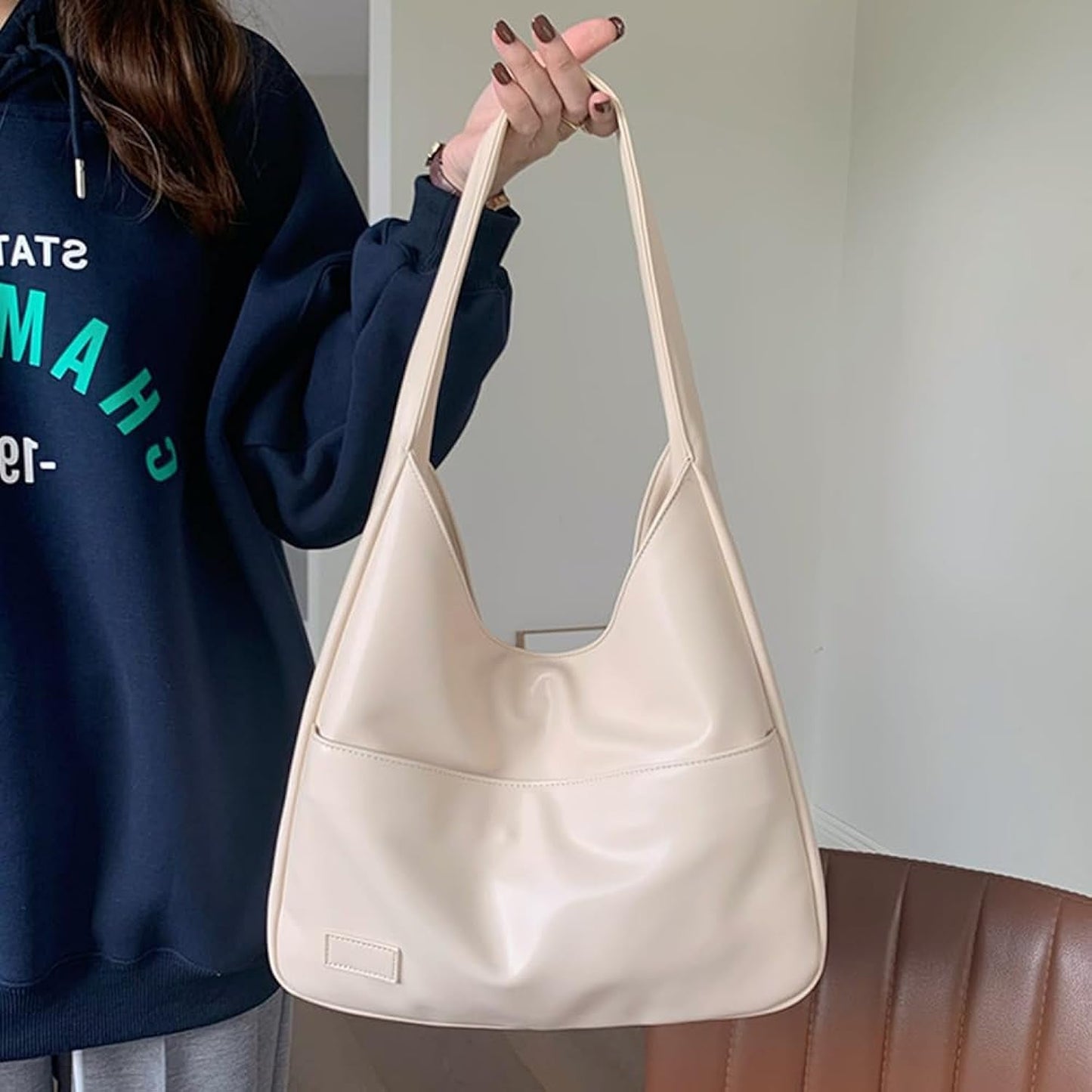 Women's Elegant Spacious Premium Leather Shoulder Bag – Refined and Durable