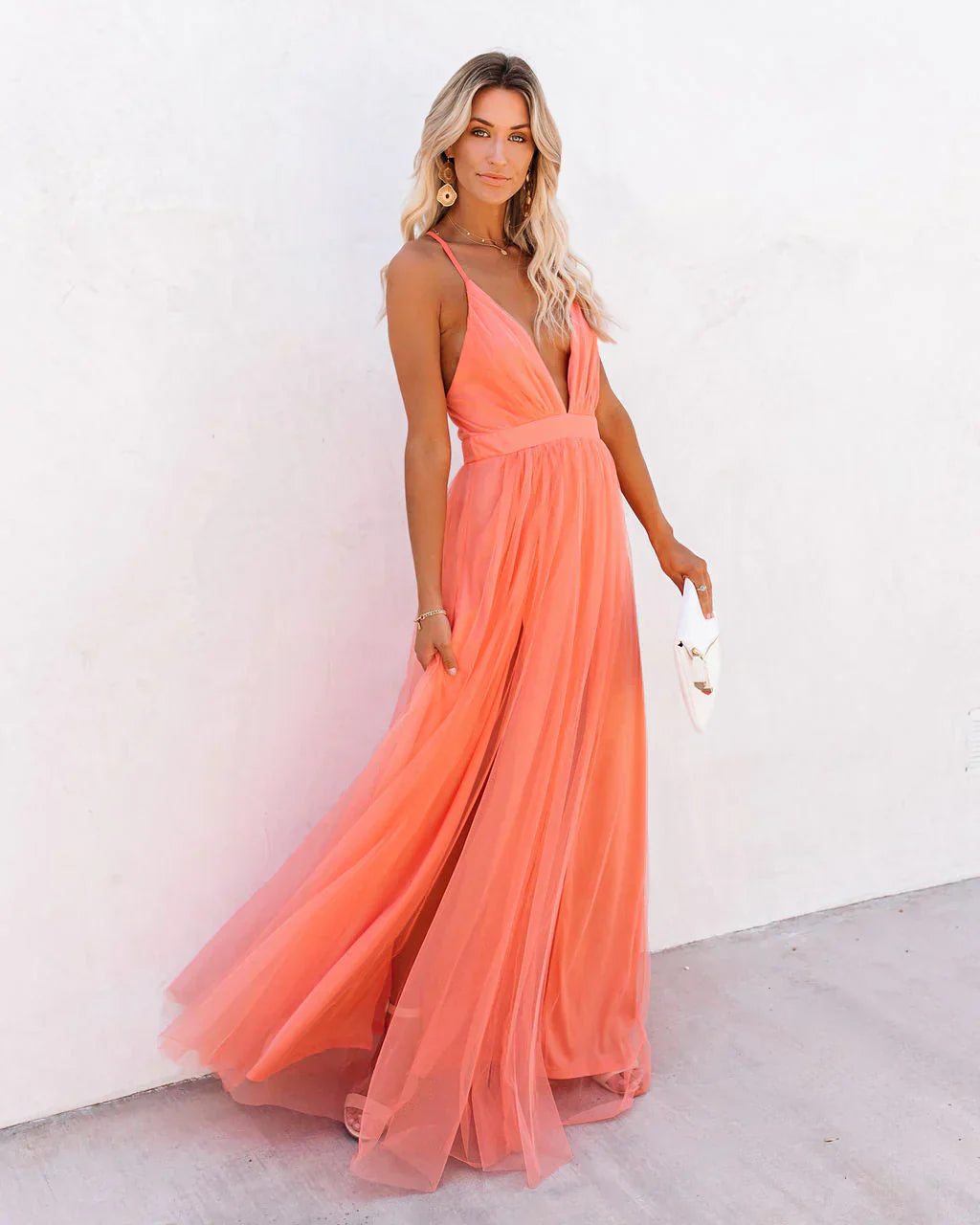 Robe de mariée trapèze orange à col en V pour femme - Élégante et luxueuse 