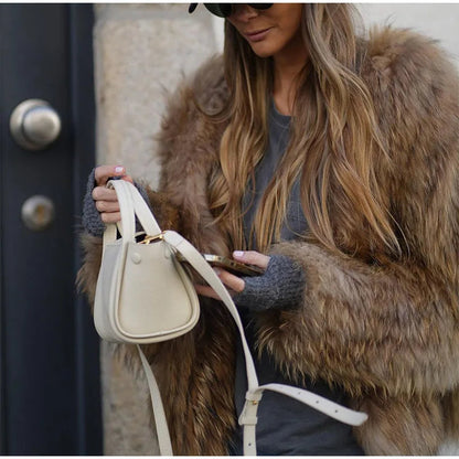 Veste en fourrure marron luxueuse et élégante pour femme - Élégante, polyvalente et confortable 